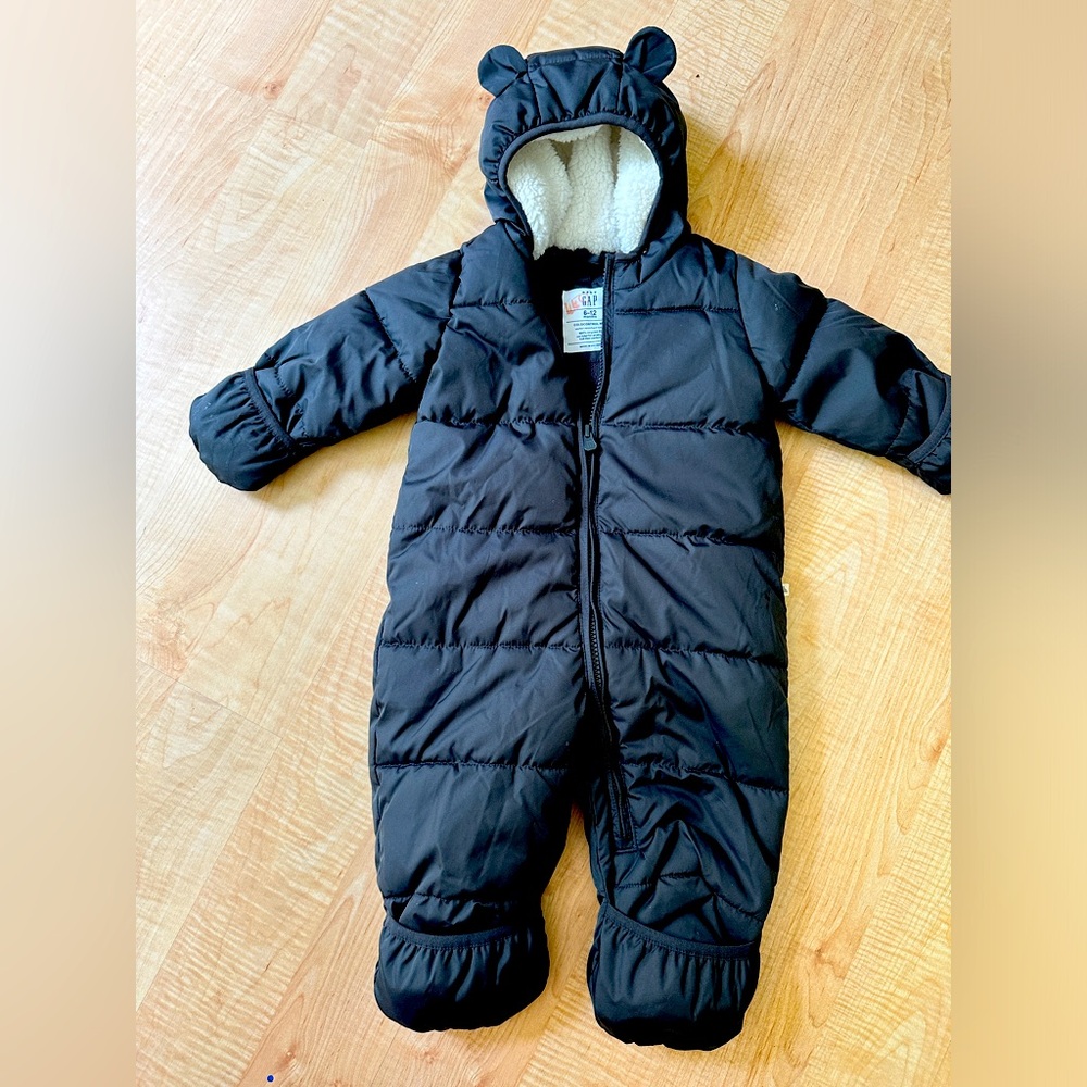 Gap baby bunting